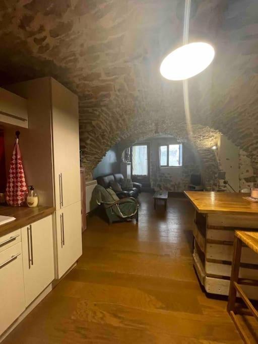 Charmante Cave Voutee 4 Personnes Saint-Jean-de-Fos Bagian luar foto