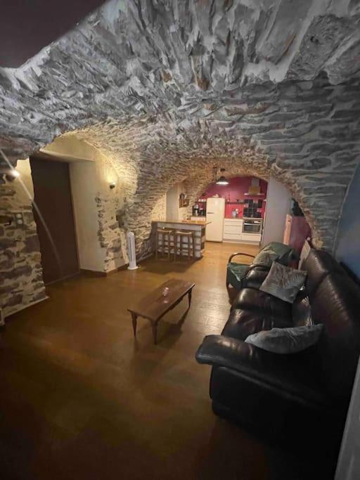 Charmante Cave Voutee 4 Personnes Saint-Jean-de-Fos Bagian luar foto