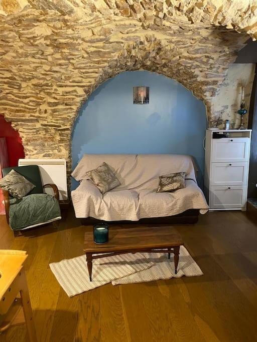Charmante Cave Voutee 4 Personnes Saint-Jean-de-Fos Bagian luar foto