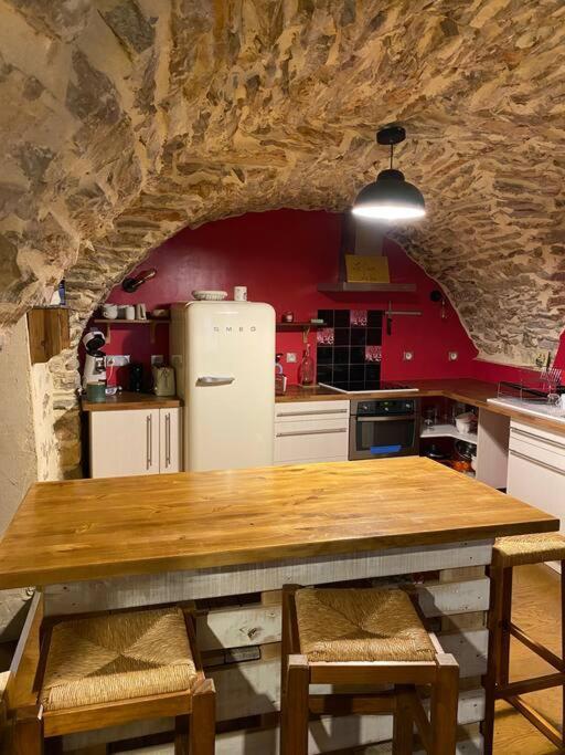 Charmante Cave Voutee 4 Personnes Saint-Jean-de-Fos Bagian luar foto